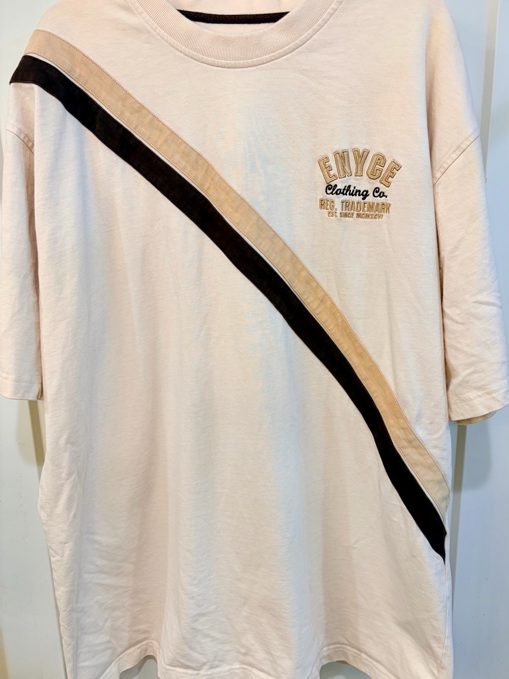 Vintage Enyce Men’s Cream Pullover